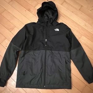 North Face Dryvent Boys Jacket size 18-20